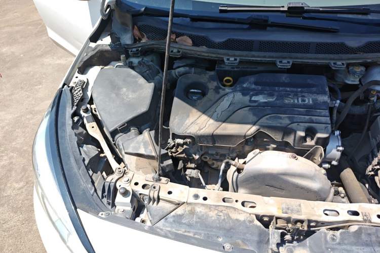 Used Chevrolet Cruze 2016 1.5L Automatic Stylish Sunroof Version Engine Bay Right