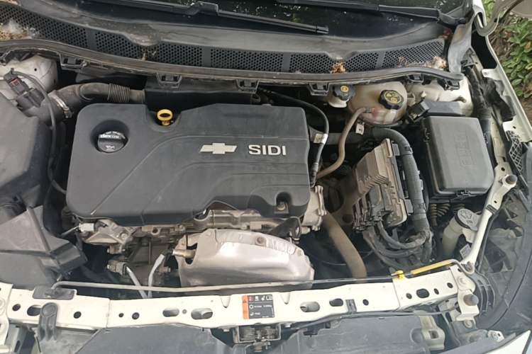 Used Chevrolet Cruze 2016 1.5L Manual Elite Edition Engine Bay