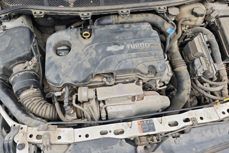 Used Chevrolet Cruze 2016 1.4T DCG Luxury Edition Engine Bay