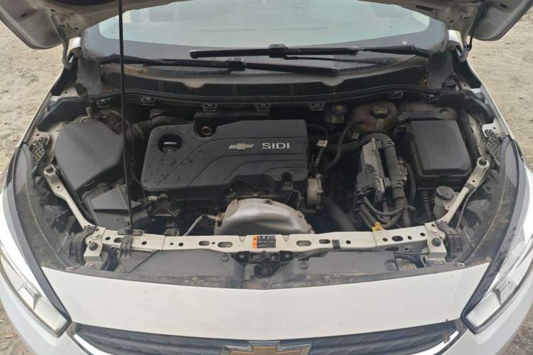 Used Chevrolet Cruze 2016 1.5L Manual Elite Edition Engine Bay