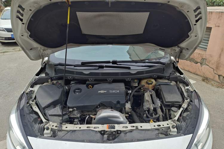 Used Chevrolet Cruze 2016 1.5L Automatic Luxury Edition Engine Bay