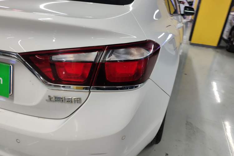 Used Chevrolet Cruze 2016 1.4T DCG Luxury Edition Exterior 3