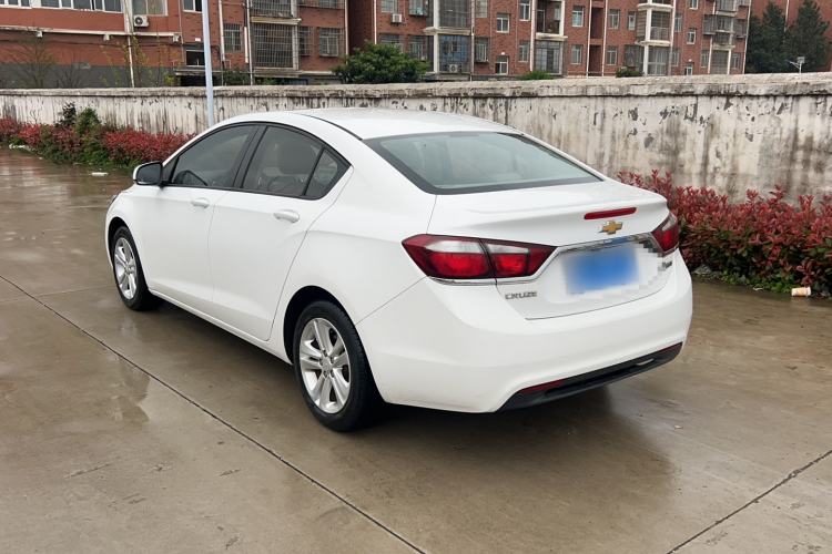Used Chevrolet Cruze 2016 1.5L Automatic Stylish Sunroof Version Exterior 5