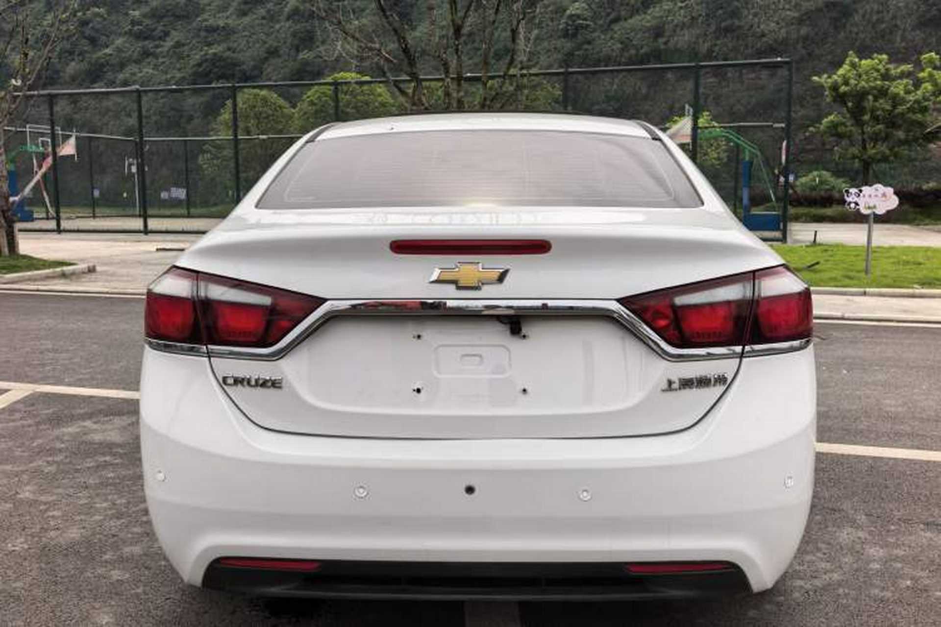 Used Chevrolet Cruze 2016 1.5L Automatic Stylish Sunroof Version Exterior 6