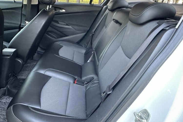 Used Chevrolet Cruze 2016 1.5L Automatic Luxury Edition Exterior 6
