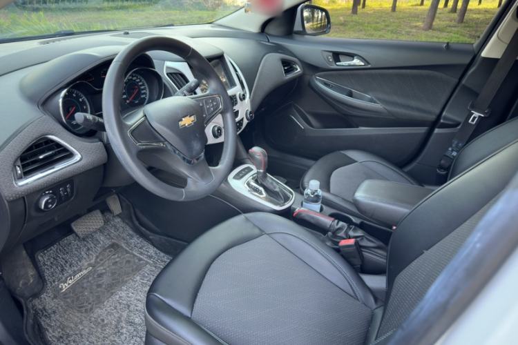 Used Chevrolet Cruze 2016 1.5L Automatic Luxury Edition Exterior 8