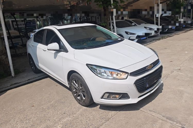 Used Chevrolet Cruze 2016 1.4T DCG Luxury Edition Front Right 45 Deg
