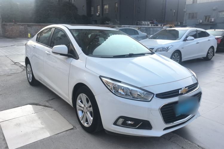 Used Chevrolet Cruze 2016 1.5L Automatic Luxury Edition Front Right 45 Deg
