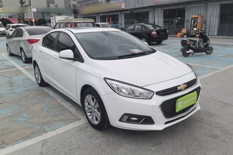 Used Chevrolet Cruze 2016 1.5L Automatic Luxury Edition Front Right 45 Deg