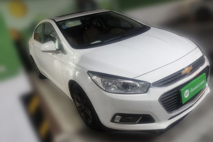 Used Chevrolet Cruze 2016 1.4T DCG Luxury Edition Front Right 45 Deg