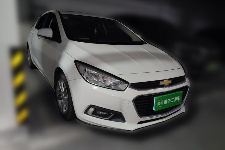 Used Chevrolet Cruze 2016 1.5L Automatic Luxury Edition Front Right 45 Deg