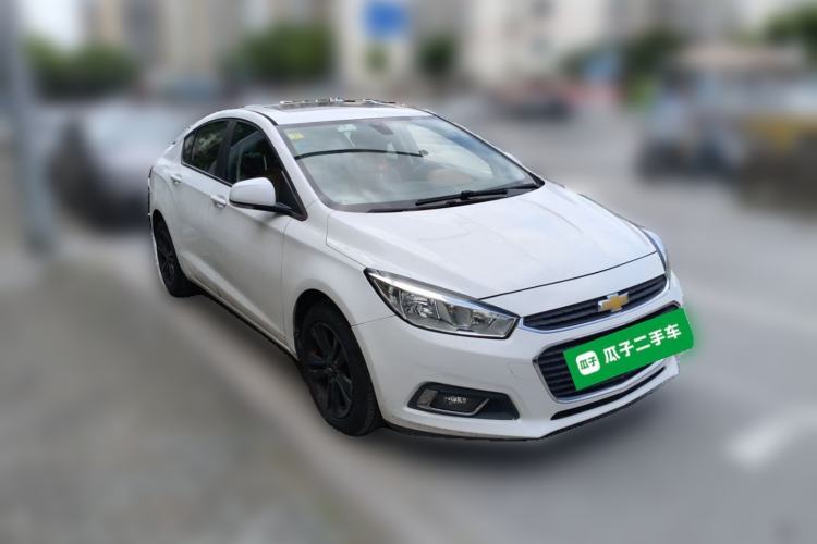 Used Chevrolet Cruze 2016 1.4T DCG Luxury Edition Front Right 45 Deg