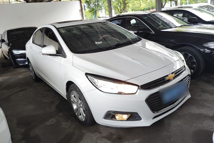 Used Chevrolet Cruze 2016 1.5L Automatic Luxury Edition Front Right 45 Deg