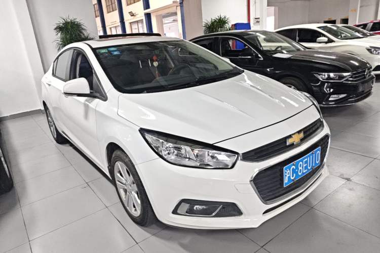 Used Chevrolet Cruze 2016 1.5L Automatic Luxury Edition Front Right 45 Deg