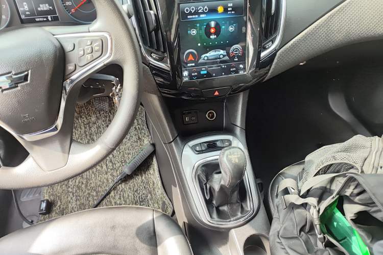 Used Chevrolet Cruze 2016 1.5L Manual Elite Edition Gear Lever