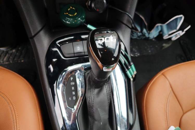 Used Chevrolet Cruze 2016 1.4T DCG Luxury Edition Gear Lever