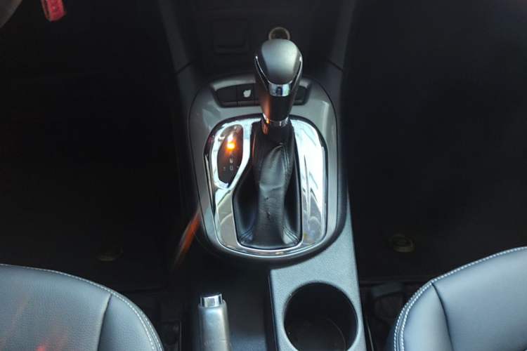 Used Chevrolet Cruze 2016 1.5L Automatic Luxury Edition Gear Lever