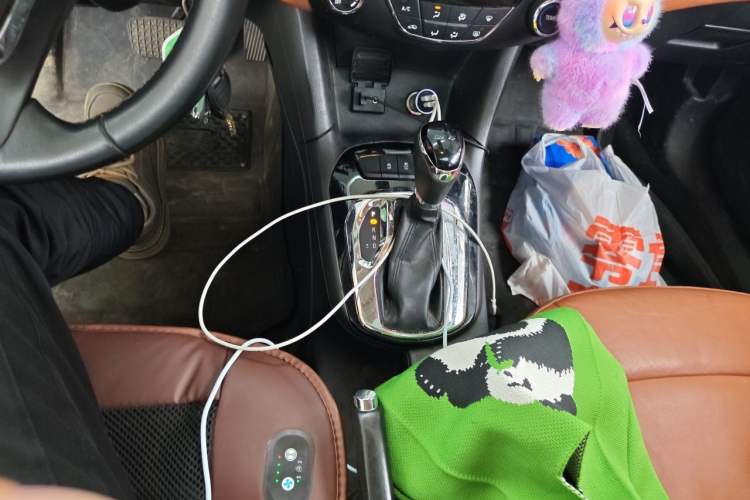 Used Chevrolet Cruze 2016 1.4T DCG Luxury Edition Gear Lever