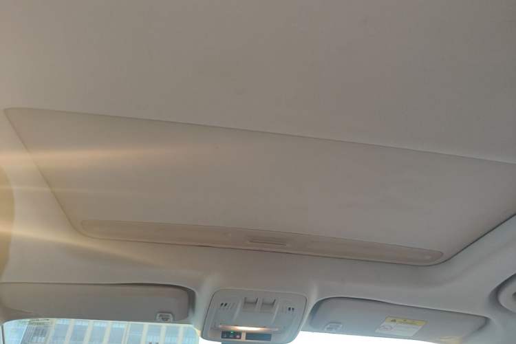 Used Chevrolet Cruze 2016 1.4T DCG Luxury Edition Headliner