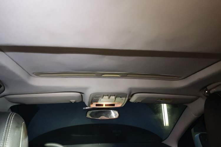 Used Chevrolet Cruze 2016 1.5L Manual Elite Edition Headliner