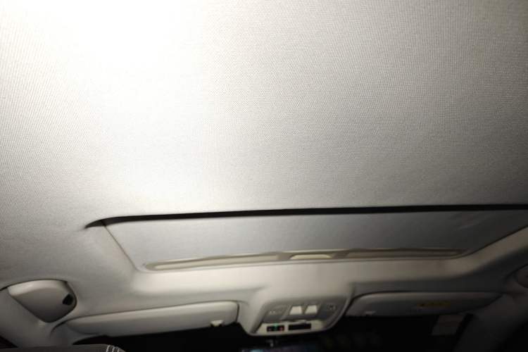 Used Chevrolet Cruze 2016 1.4T DCG Luxury Edition Headliner
