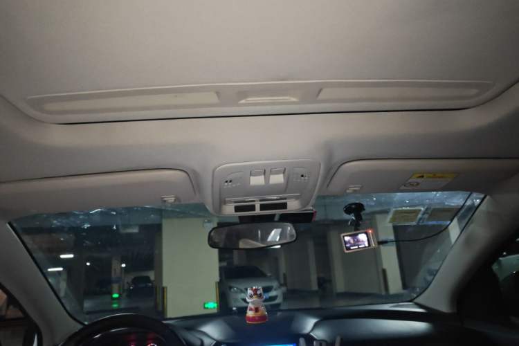 Used Chevrolet Cruze 2016 1.5L Automatic Luxury Edition Headliner