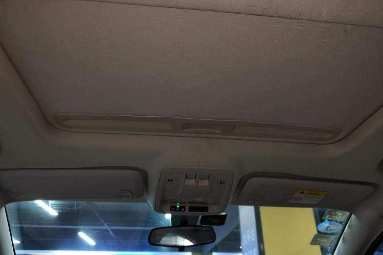 Used Chevrolet Cruze 2016 1.4T DCG Luxury Edition Headliner