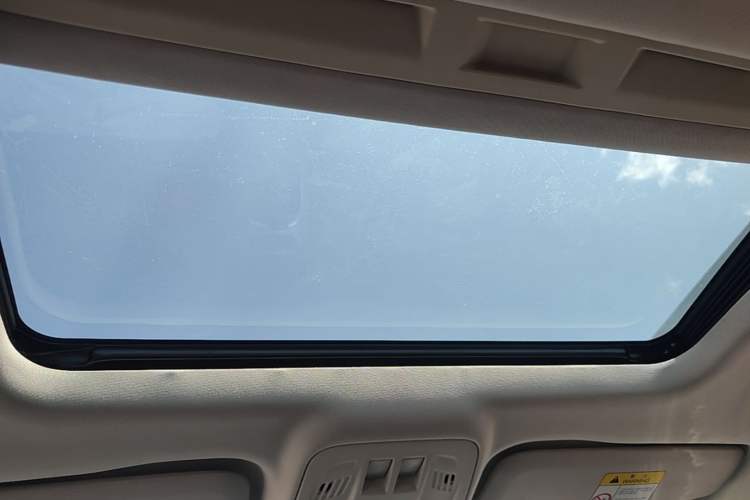 Used Chevrolet Cruze 2016 1.5L Manual Elite Edition Headliner