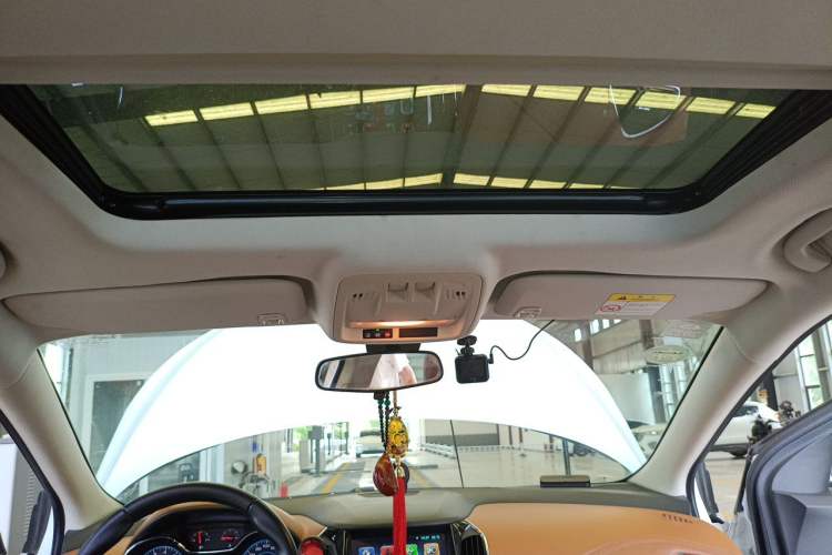 Used Chevrolet Cruze 2016 1.4T DCG Luxury Edition Headliner