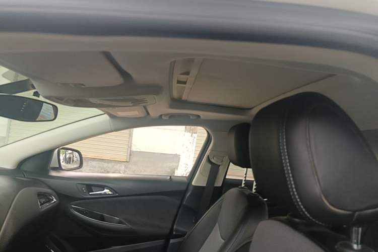 Used Chevrolet Cruze 2016 1.5L Manual Elite Edition Headliner