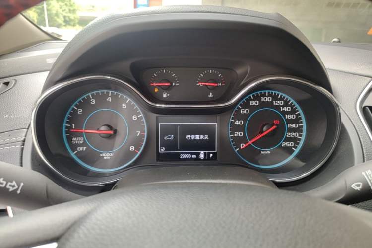 Used Chevrolet Cruze 2016 1.5L Automatic Luxury Edition Instrument Cluster