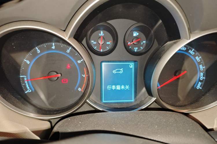 Used Chevrolet Cruze 2016 1.5L Automatic Stylish Sunroof Version Instrument Cluster