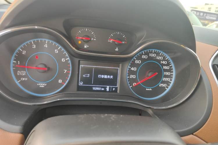 Used Chevrolet Cruze 2016 1.4T DCG Luxury Edition Instrument Cluster