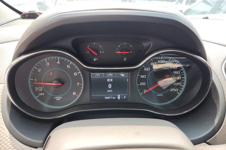Used Chevrolet Cruze 2016 1.5L Automatic Stylish Sunroof Version Instrument Cluster