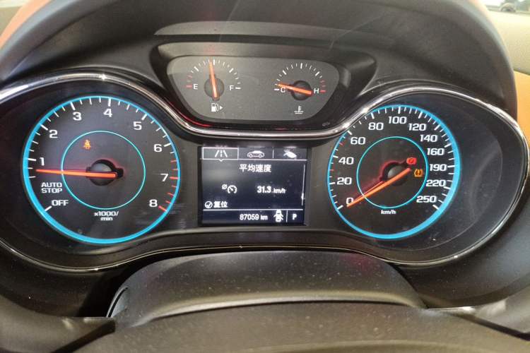 Used Chevrolet Cruze 2016 1.4T DCG Luxury Edition Instrument Cluster
