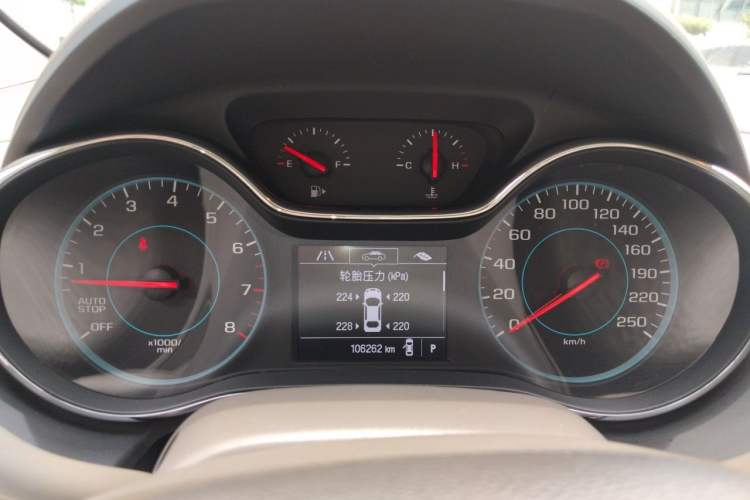 Used Chevrolet Cruze 2016 1.5L Automatic Stylish Sunroof Version Instrument Cluster