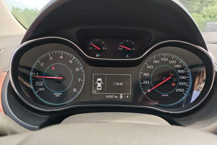 Used Chevrolet Cruze 2016 1.5L Automatic Stylish Sunroof Version Instrument Cluster