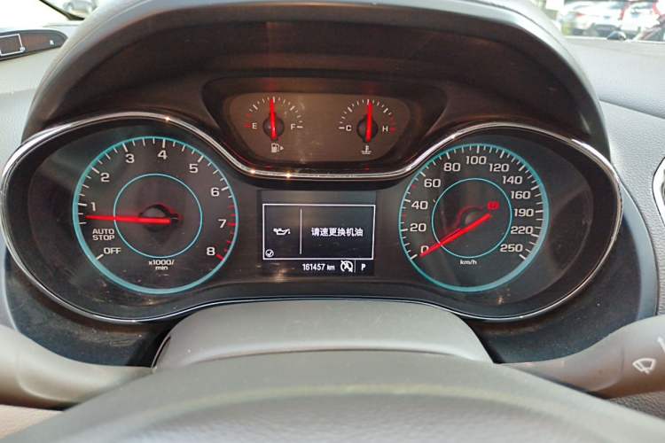 Used Chevrolet Cruze 2016 1.5L Automatic Stylish Sunroof Version Instrument Cluster