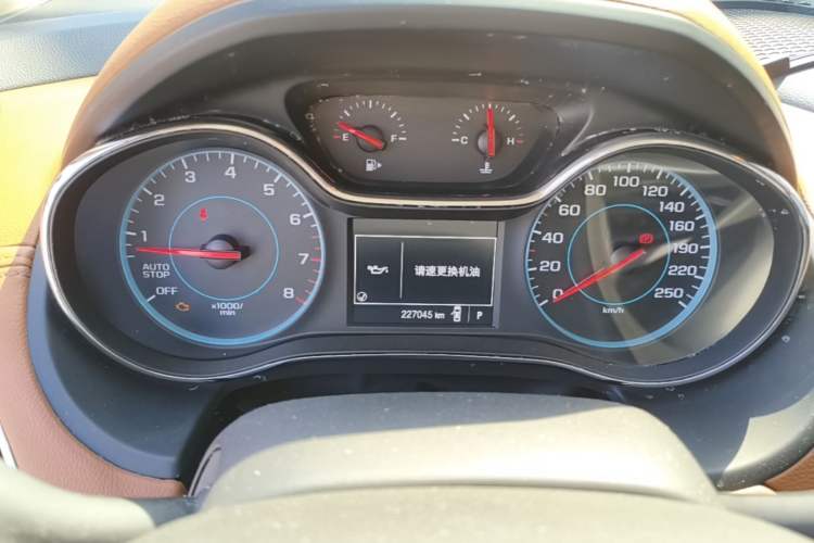 Used Chevrolet Cruze 2016 1.4T DCG Luxury Edition Instrument Cluster