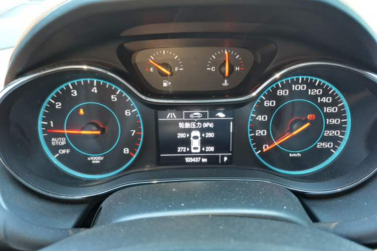 Used Chevrolet Cruze 2016 1.4T DCG Luxury Edition Instrument Cluster