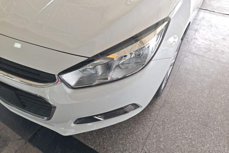 Used Chevrolet Cruze 2016 1.5L Automatic Luxury Edition Left Front Headlight