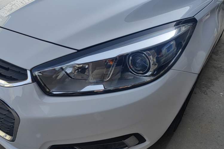 Used Chevrolet Cruze 2016 1.5L Automatic Luxury Edition Left Front Headlight