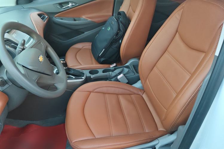 Used Chevrolet Cruze 2016 1.5L Automatic Stylish Sunroof Version Left Front Seat