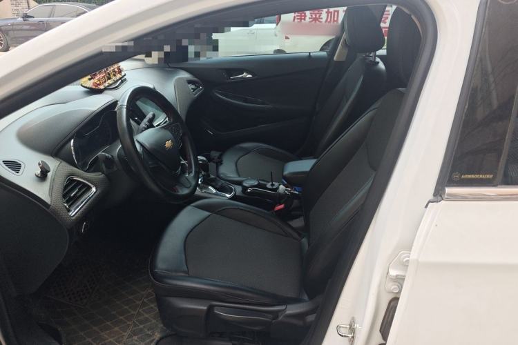 Used Chevrolet Cruze 2016 1.5L Automatic Luxury Edition Left Front Seat