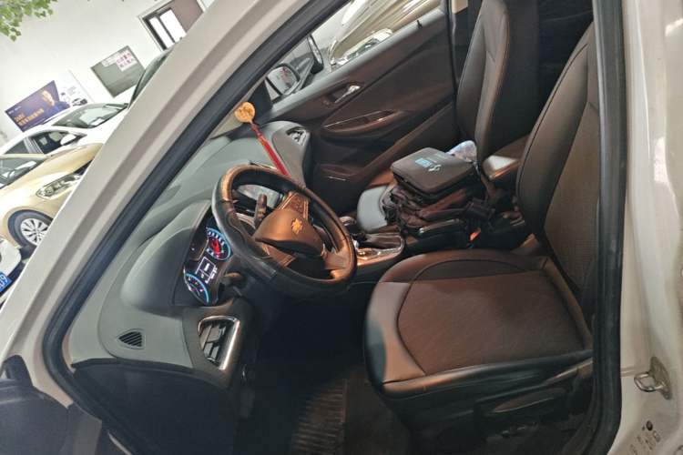 Used Chevrolet Cruze 2016 1.5L Automatic Luxury Edition Left Front Seat