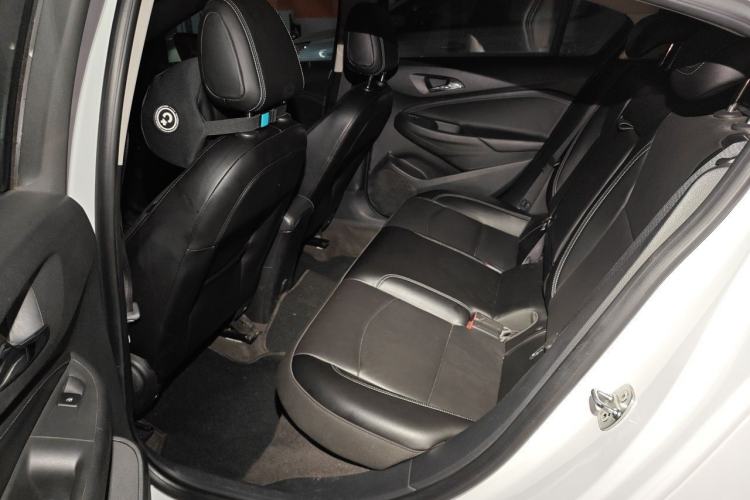 Used Chevrolet Cruze 2016 1.4T DCG Luxury Edition Left Rear Seat
