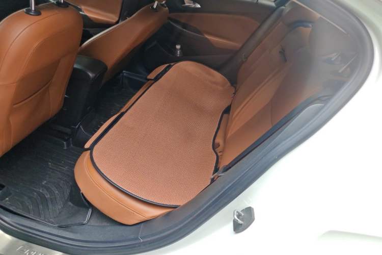 Used Chevrolet Cruze 2016 1.4T DCG Luxury Edition Left Rear Seat