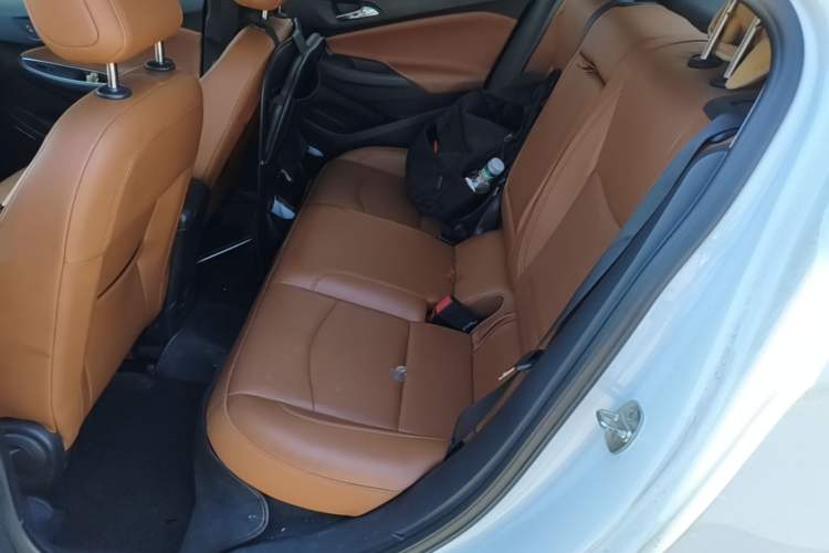 Used Chevrolet Cruze 2016 1.4T DCG Luxury Edition Left Rear Seat