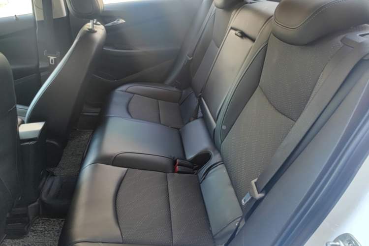 Used Chevrolet Cruze 2016 1.5L Automatic Luxury Edition Left Rear Seat