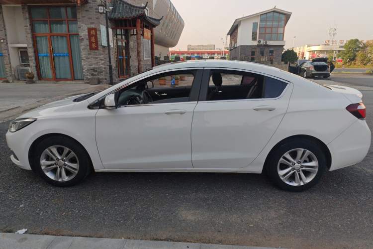Used Chevrolet Cruze 2016 1.5L Manual Elite Edition Left Side